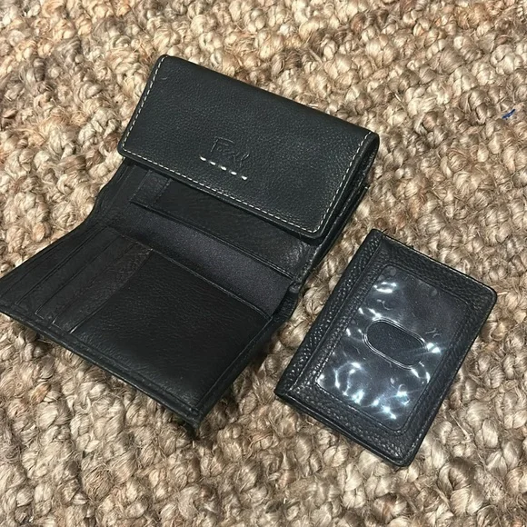 Fossil Genuine Black Leather Tri-Fold Wallet
